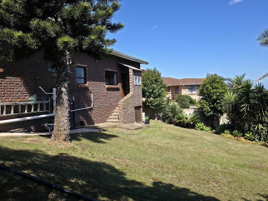 4 Bedroom Property for Sale in Noorsekloof Eastern Cape